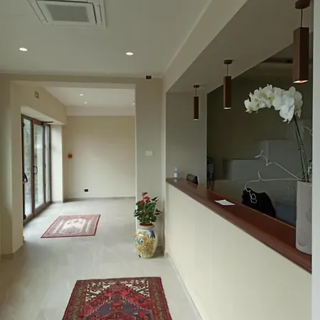 Primavera Dell'etna Zafferana Etnea