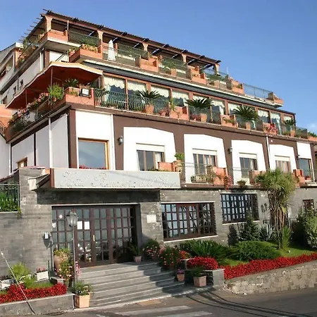 Primavera Dell'etna 3*