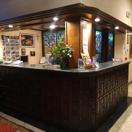 Hotel Primavera Dell'etna